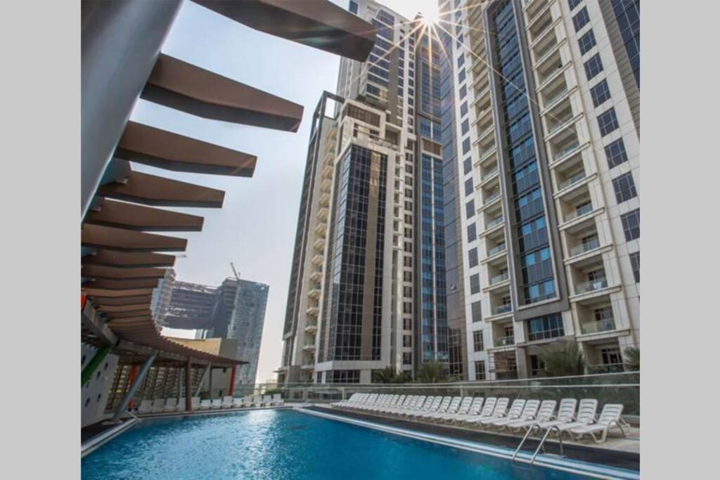 Higuests - Roomy Apt With Infinity Pool Close To Burj Khalifa 迪拜 外观 照片